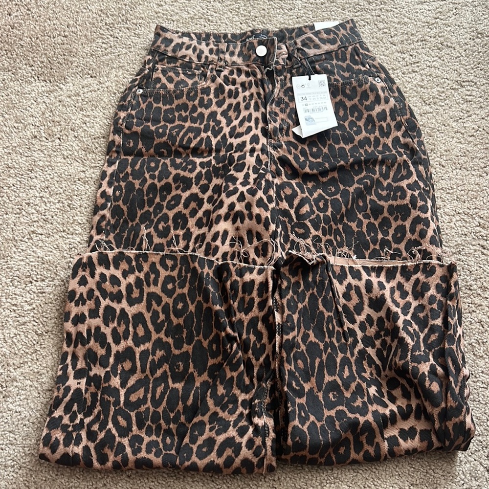 Animal Print Zara jeans mid rise culotte